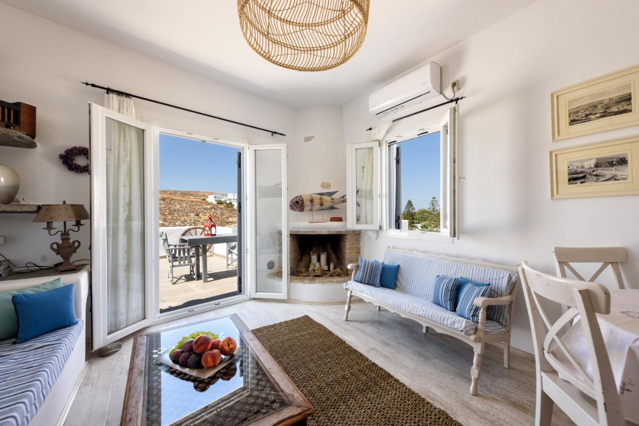 Hara'S Villa In Naousa , Paros Exterior photo