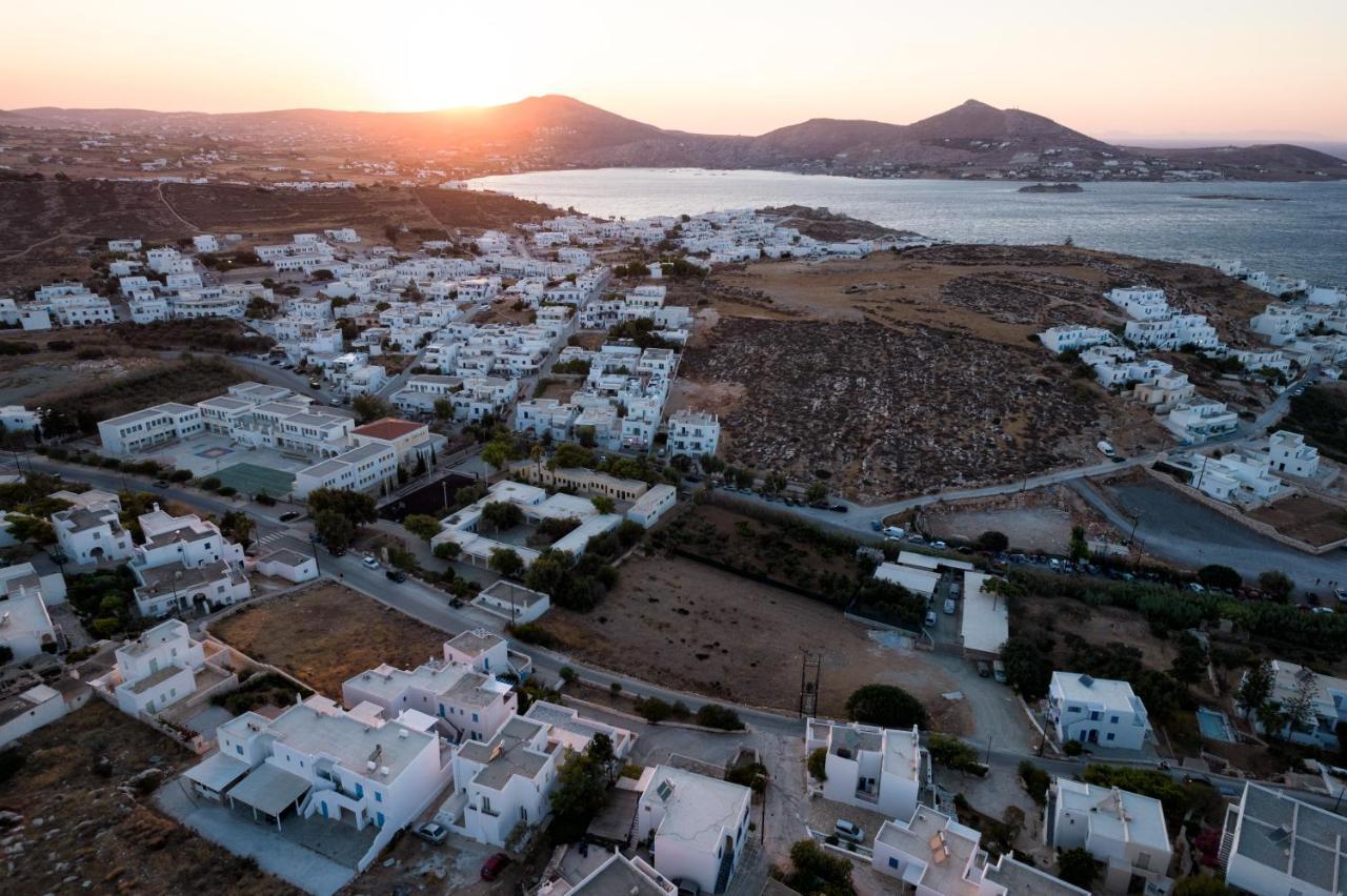 Hara'S Villa In Naousa , Paros Exterior photo